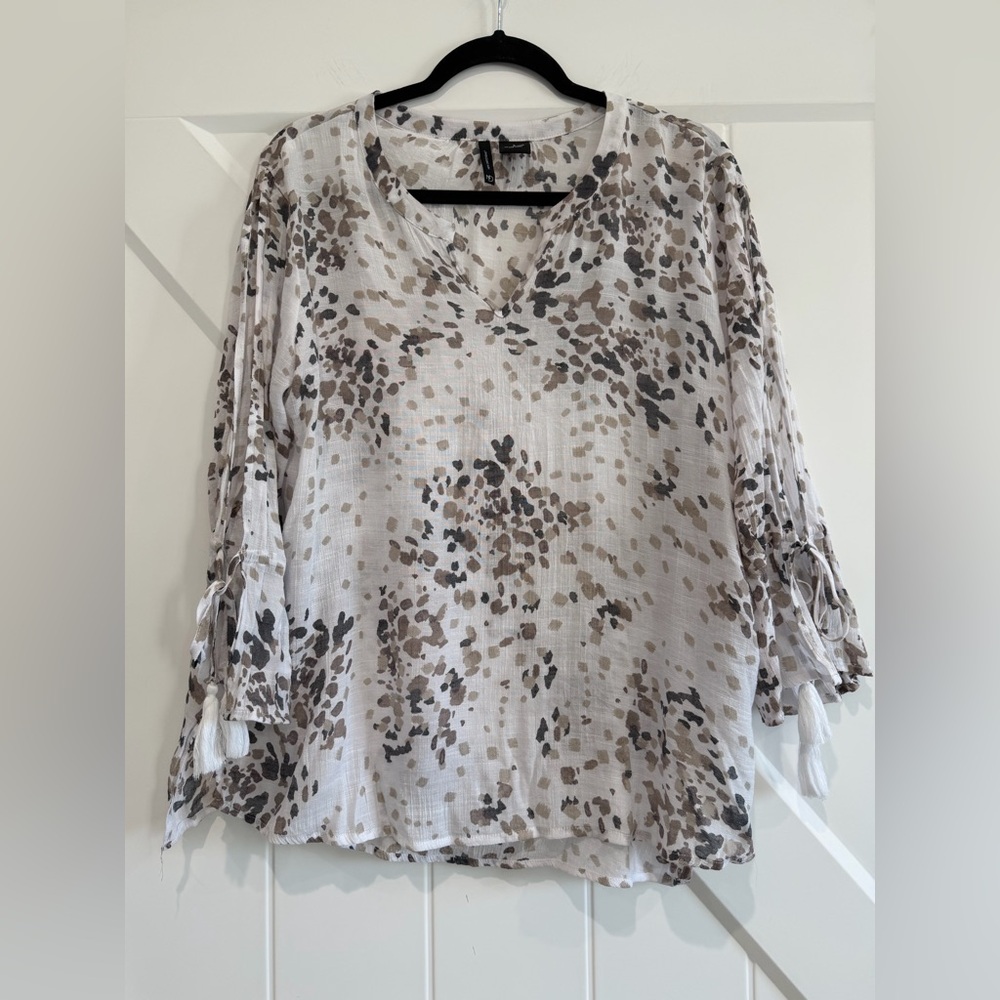 New Directions Cream and Brown Tie Sleeve Blouse - Picture 1 of 7